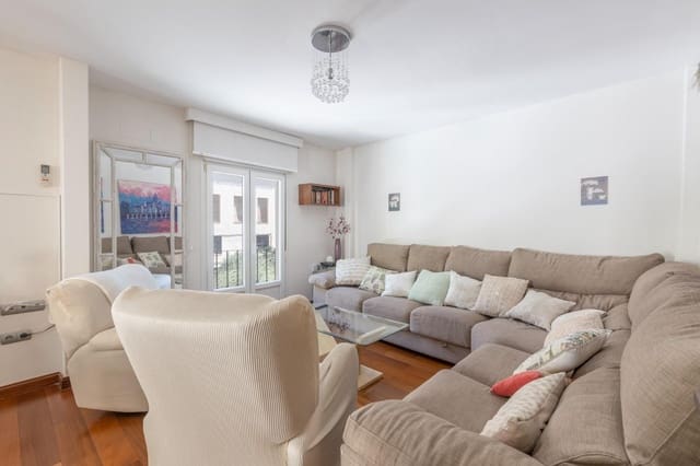 4 slaapkamer Huis te koop in Granada stad met garage - € 820.000 (Ref: 9311117)