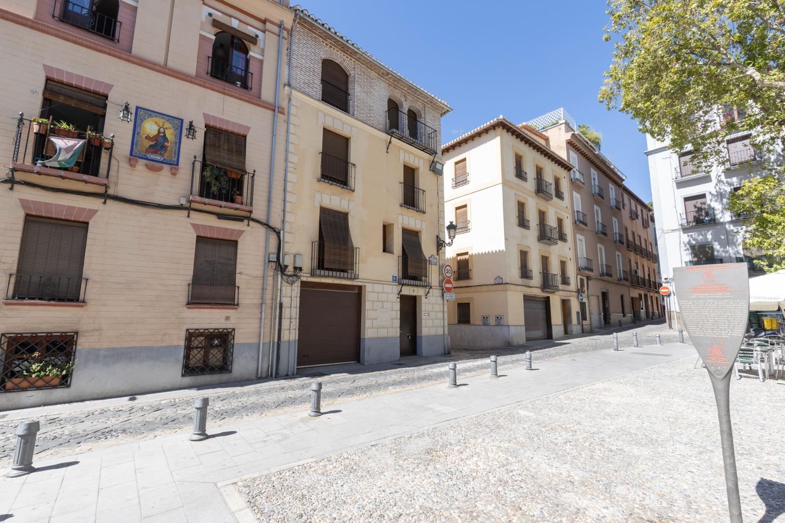 4 slaapkamer Huis te koop in Granada stad met garage - € 820.000 (Ref: 9311117)