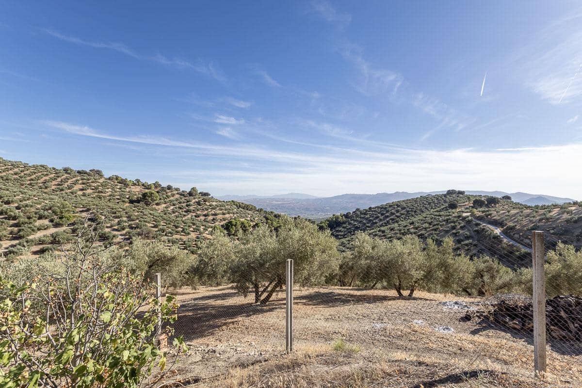 2 bedroom Finca/Country House for sale in Montefrio with garage - € 165,000 (Ref: 9318033)