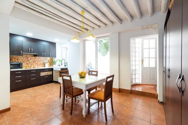 4 soveværelse Byhus til salg i Santa Fe - € 129.900 (Ref: 9318038)