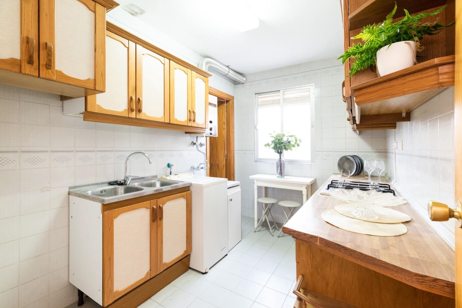 4 bedroom Villa for sale in Peligros with pool garage - € 249,900 (Ref: 9321806)