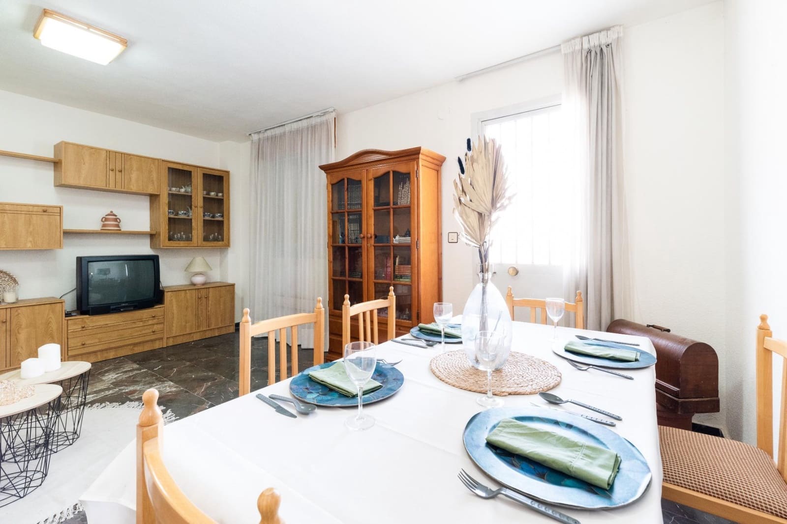 4 bedroom Villa for sale in Peligros with pool garage - € 249,900 (Ref: 9321806)