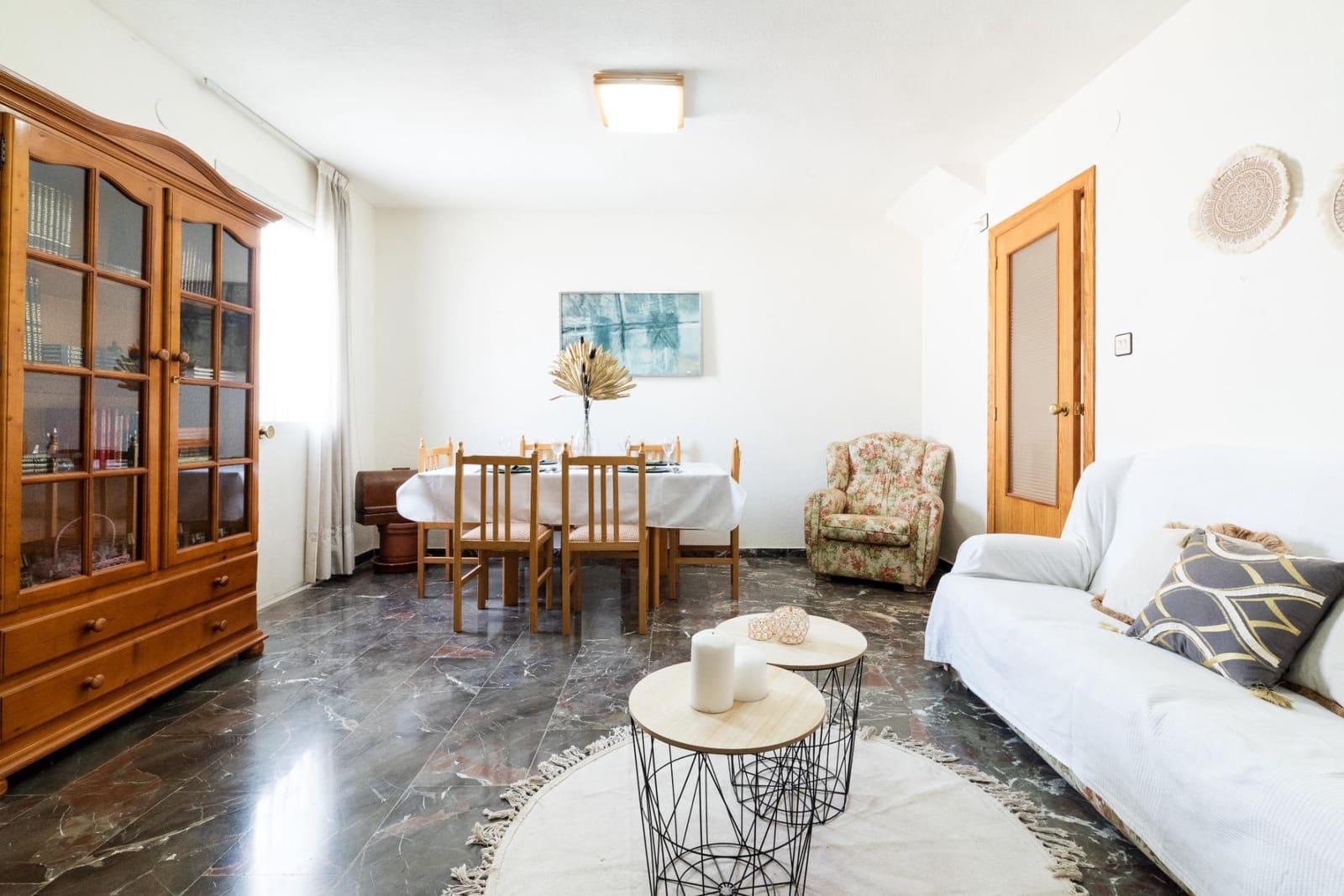 4 bedroom Villa for sale in Peligros with pool garage - € 249,900 (Ref: 9321806)