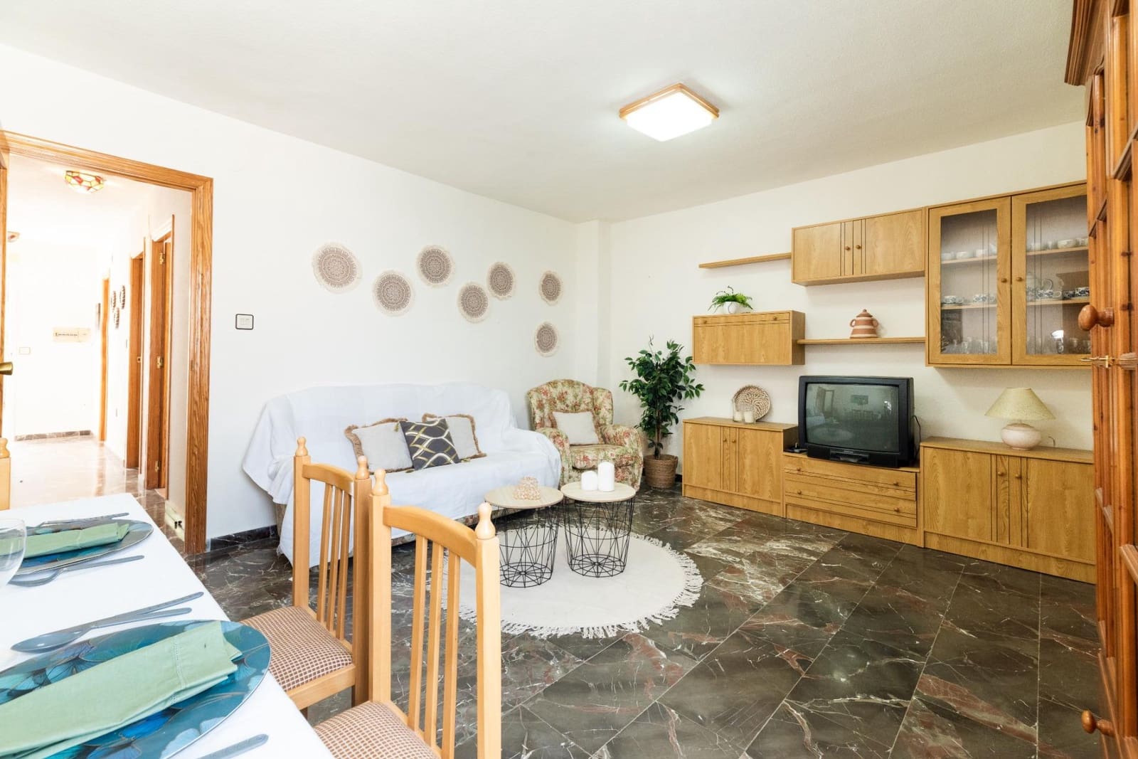 4 bedroom Villa for sale in Peligros with pool garage - € 249,900 (Ref: 9321806)