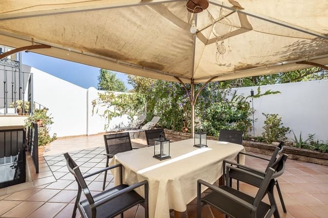 5 Zimmer Villa zu verkaufen in Peligros mit Garage - 349.000 € (Ref: 9330875)