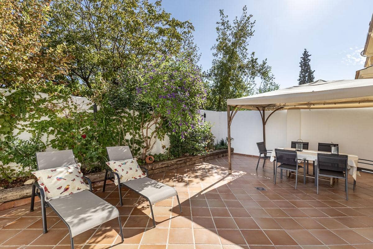 5 soveværelse Villa til salg i Peligros med garage - € 349.000 (Ref: 9330875)