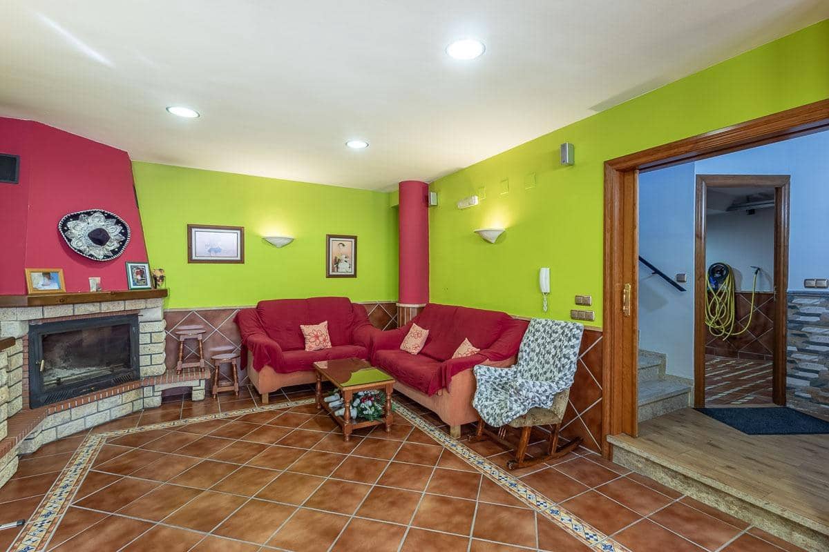 4 sypialnia Willa na sprzedaż w Albolote z garażem - 435 000 € (Ref: 9330876)