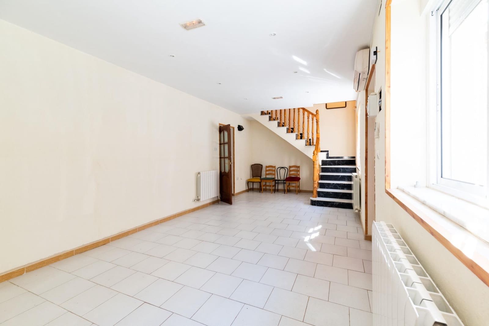 5 soveværelse Rækkehus til salg i Santa Fe - € 149.900 (Ref: 9335259)