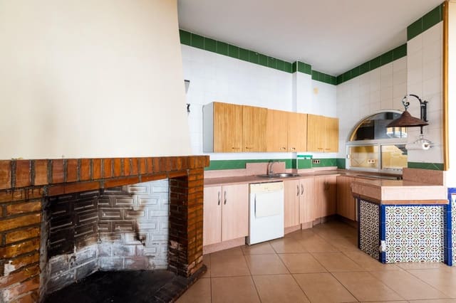 5 slaapkamer Rijtjeshuis te koop in Santa Fe - € 149.900 (Ref: 9335259)