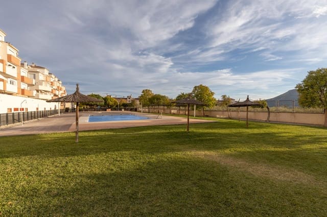 3 Zimmer Wohnung zu verkaufen in Atarfe mit Pool Garage - 197.000 € (Ref: 9337871)