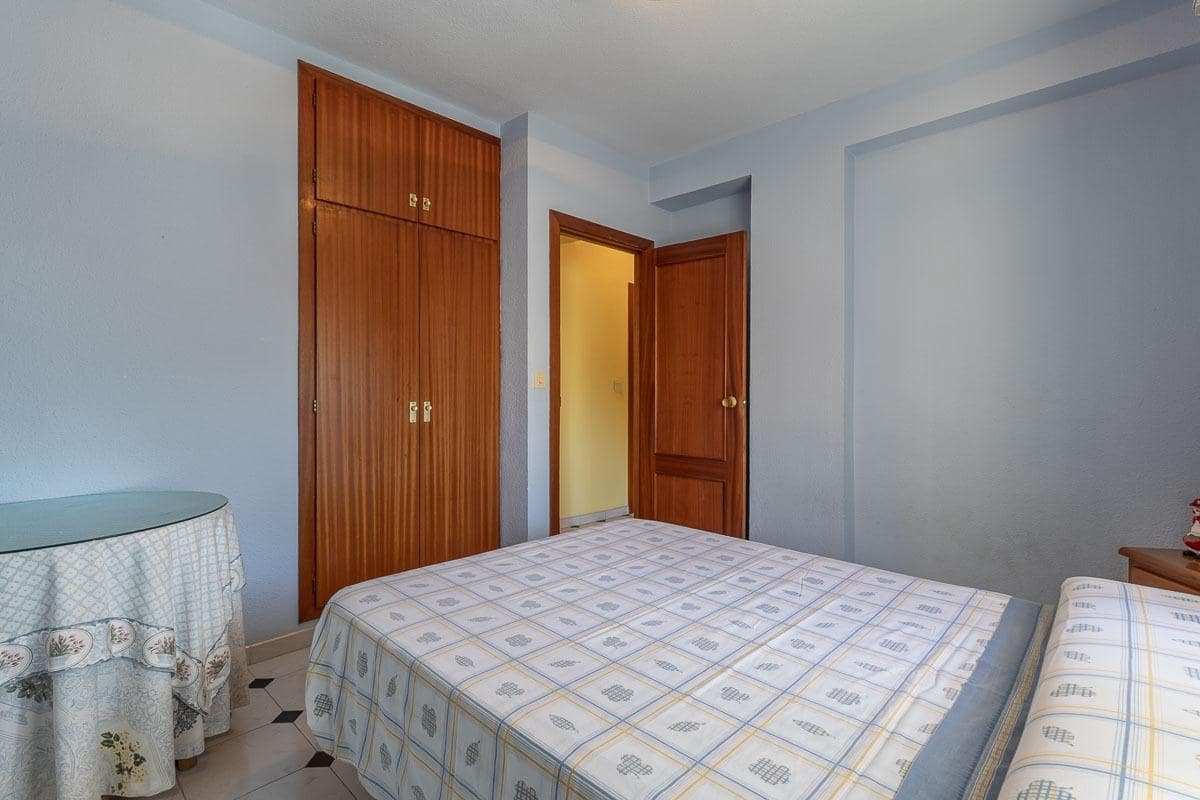 Piso de 3 habitaciones en Almuñécar en venta con garaje - 289.000 € (Ref: 9341106)