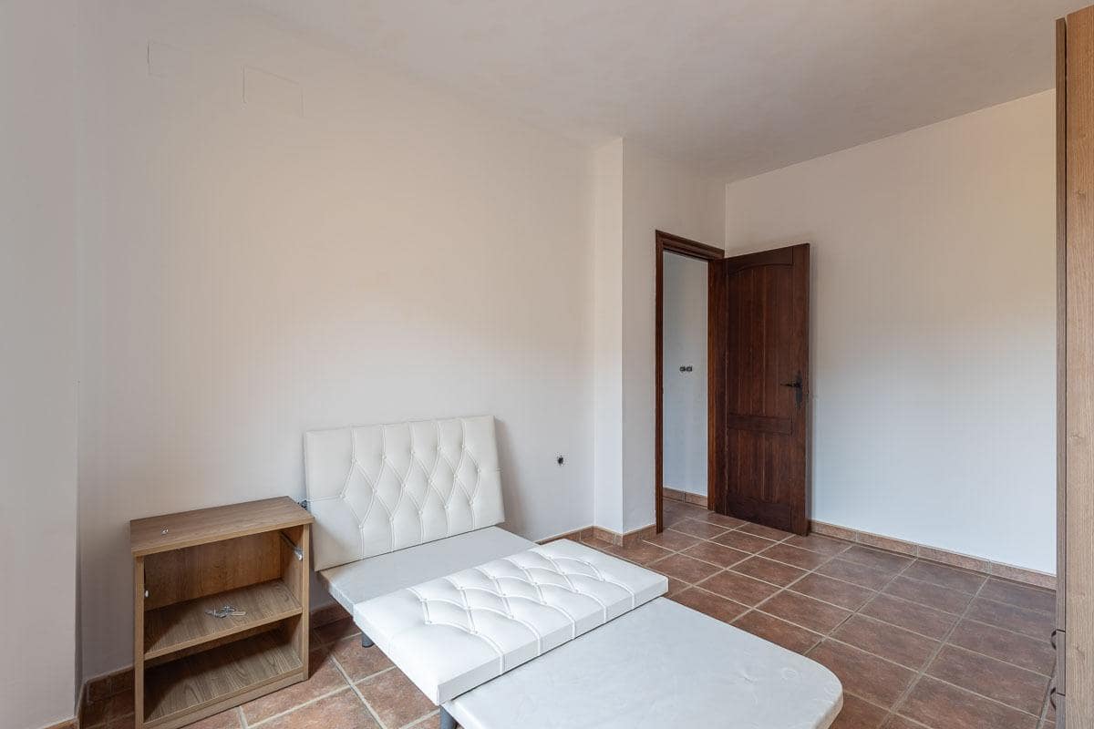 4 soveværelse Byhus til salg i Beas de Granada med garage - € 179.000 (Ref: 9341117)