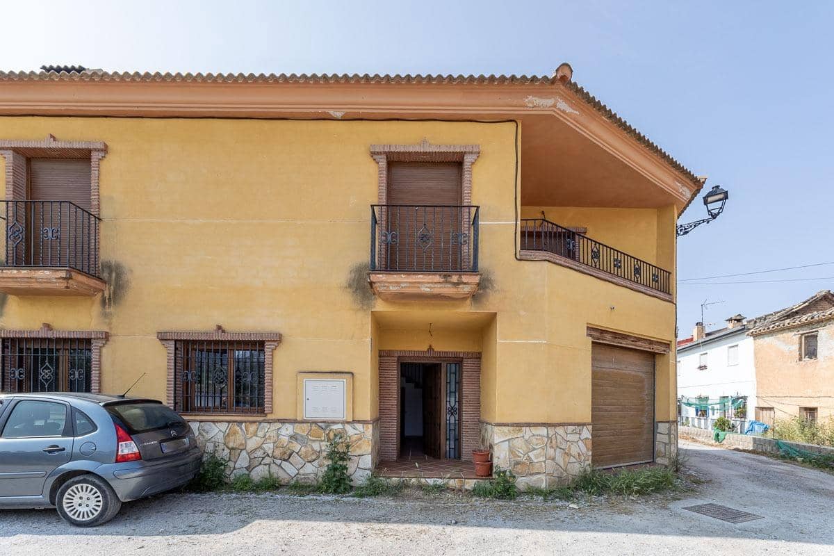 4 soveværelse Byhus til salg i Beas de Granada med garage - € 179.000 (Ref: 9341117)