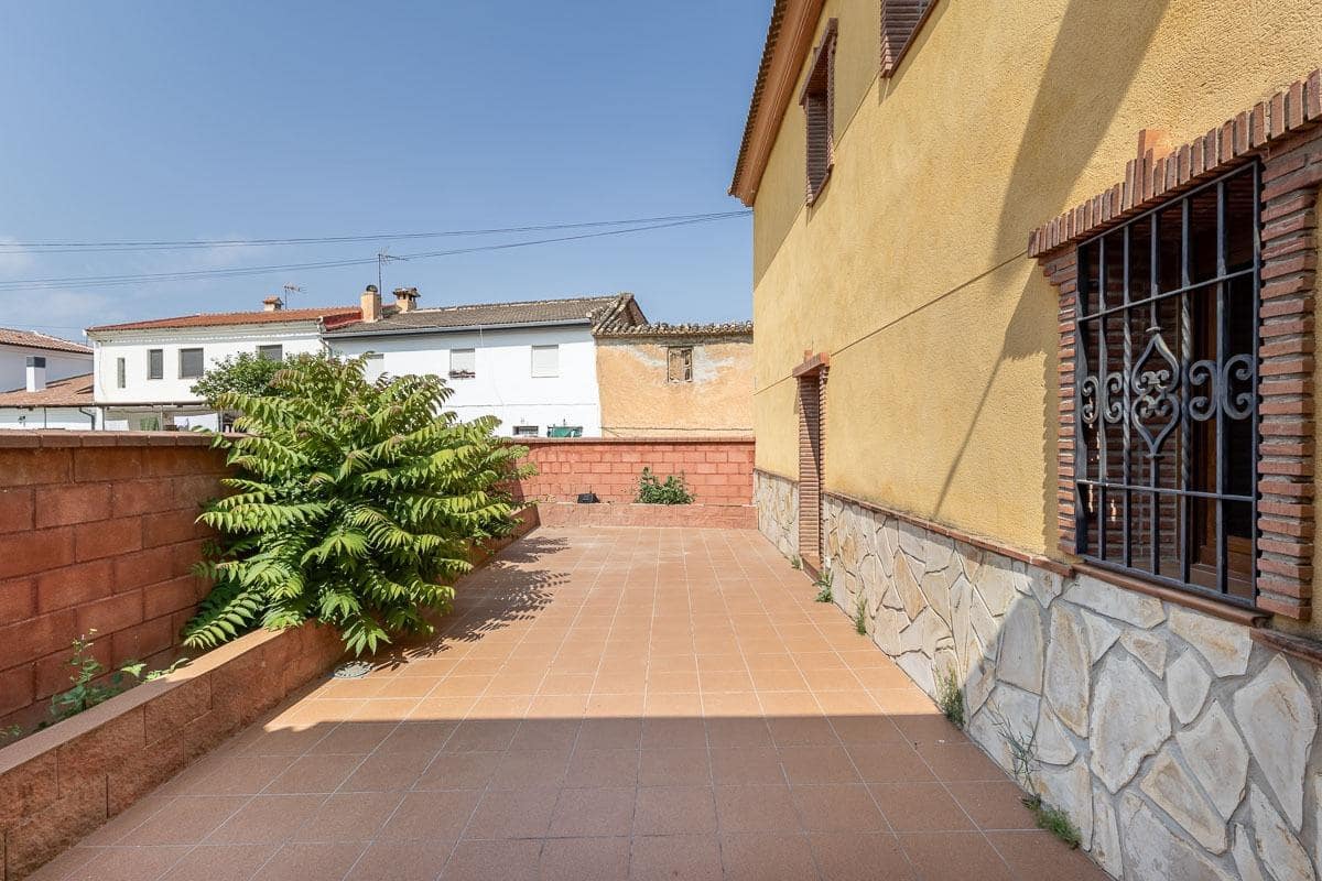 4 soveværelse Byhus til salg i Beas de Granada med garage - € 179.000 (Ref: 9341117)