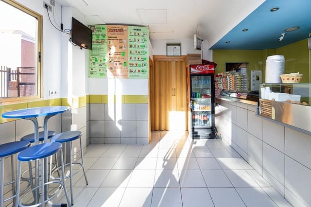 Comercial para venda em Granada cidade - 75 900 € (Ref: 9344988)