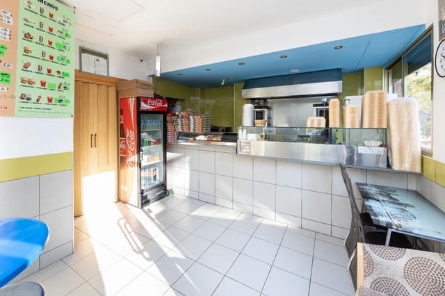 Comercial para venda em Granada cidade - 75 900 € (Ref: 9344988)