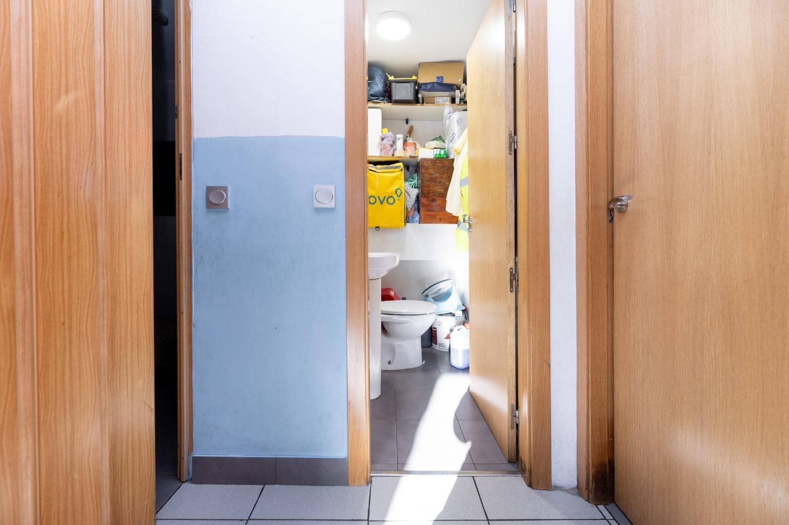 Komercyjne na sprzedaż w Miasto Grenada - 75 900 € (Ref: 9344988)