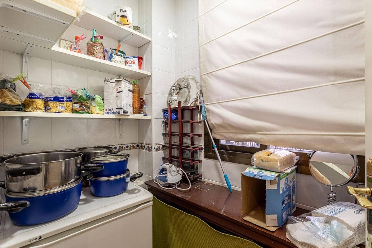 Piso de 3 habitaciones en Granada ciudad en venta - 475.000 € (Ref: 9344991)