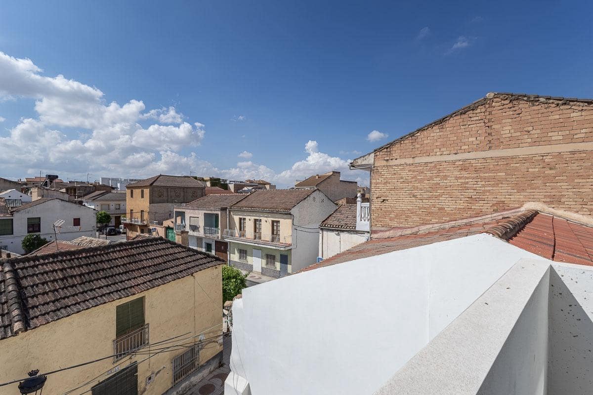 Byhus til salg i Churriana de la Vega - € 398.000 (Ref: 9344993)