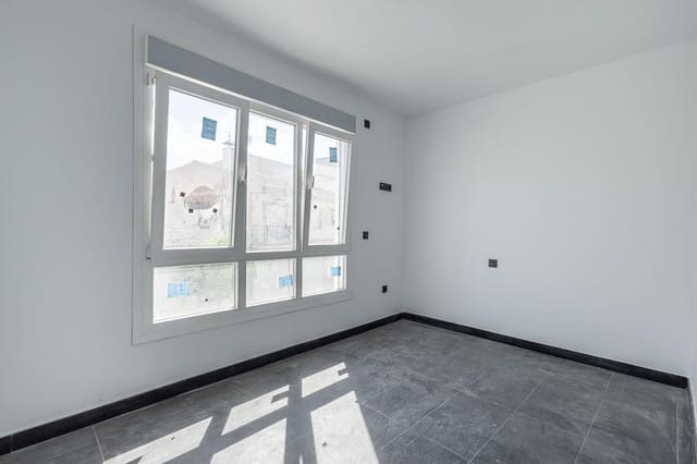 Byhus til salg i Churriana de la Vega - € 398.000 (Ref: 9344993)