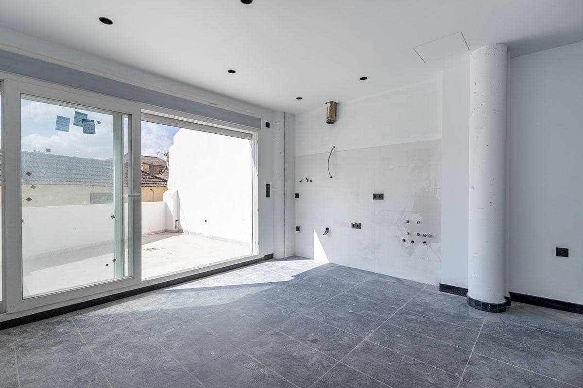 Byhus til salg i Churriana de la Vega - € 398.000 (Ref: 9344993)