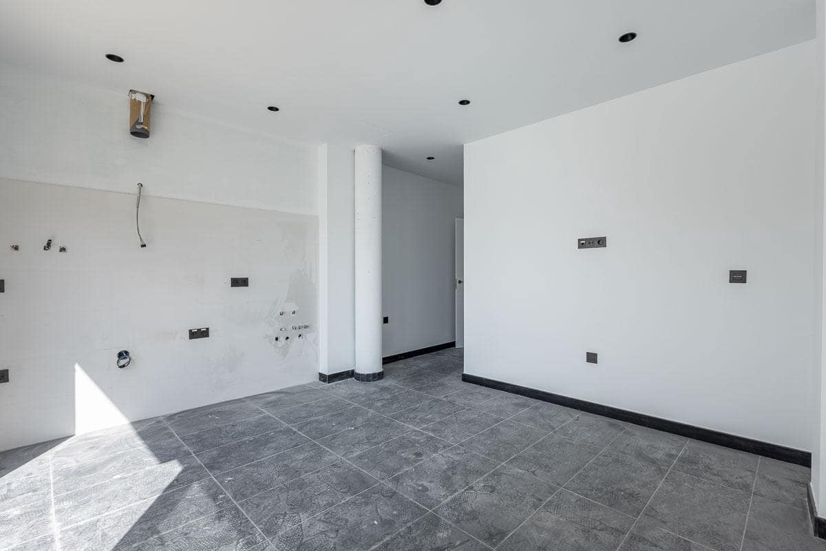 Byhus til salg i Churriana de la Vega - € 398.000 (Ref: 9344993)