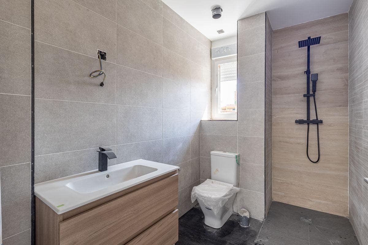 Byhus til salg i Churriana de la Vega - € 398.000 (Ref: 9344993)