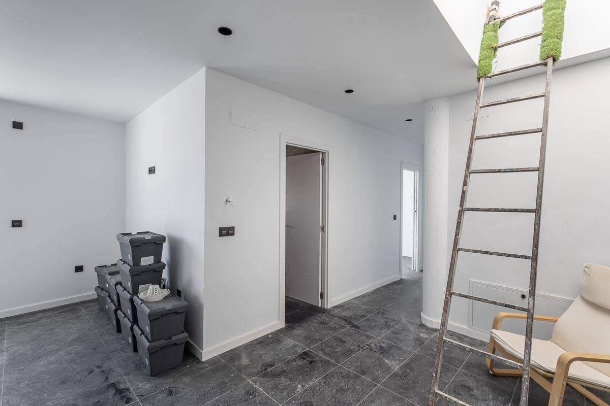 Byhus til salg i Churriana de la Vega - € 398.000 (Ref: 9344993)