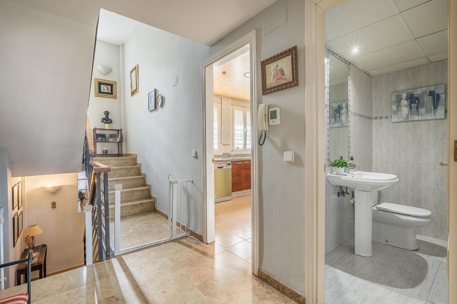 4 soveværelse Rækkehus til salg i Armilla med garage - € 359.000 (Ref: 9344994)