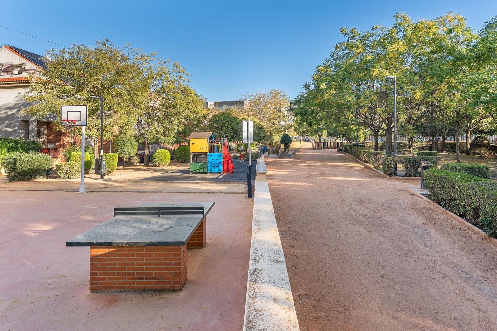 4 soveværelse Rækkehus til salg i Armilla med garage - € 359.000 (Ref: 9344994)