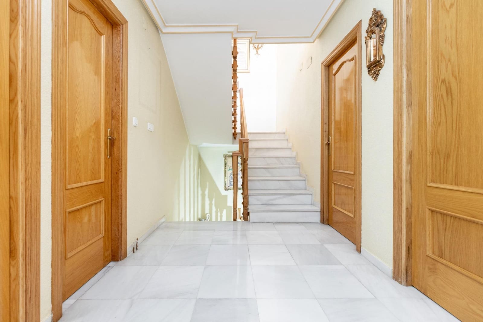 7 soveværelse Villa til salg i Maracena med garage - € 520.000 (Ref: 9344997)