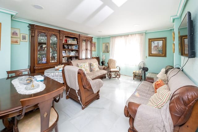 7 soveværelse Villa til salg i Maracena med garage - € 520.000 (Ref: 9344997)