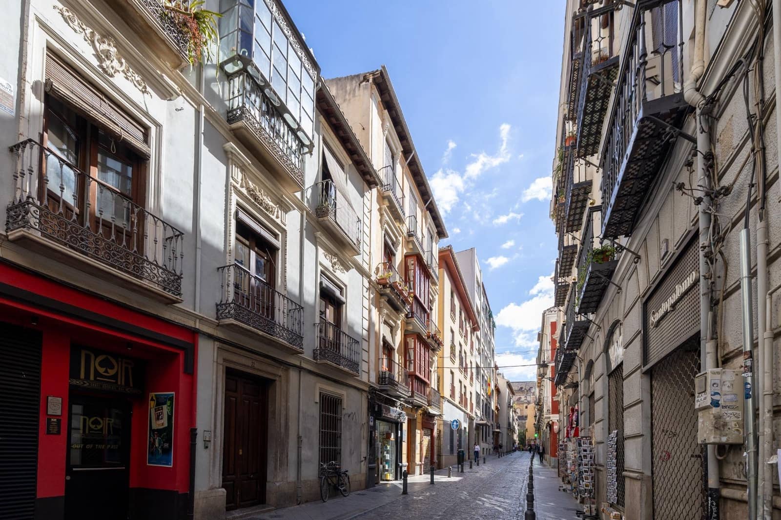 2 slaapkamer Flat te koop in Granada stad - € 190.000 (Ref: 9349429)