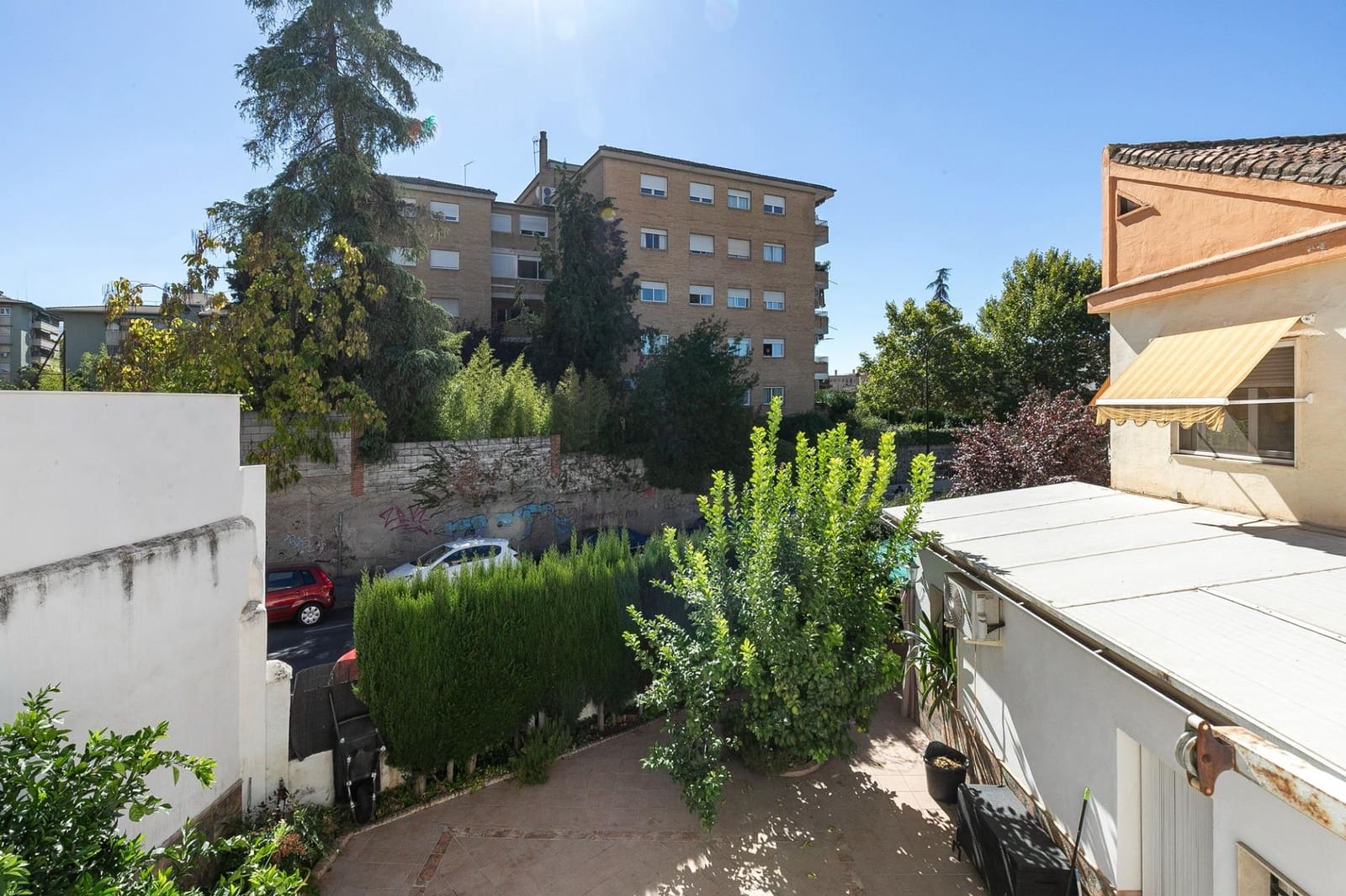 3 soveværelse Rækkehus til salg i Granada by - € 347.000 (Ref: 9353515)