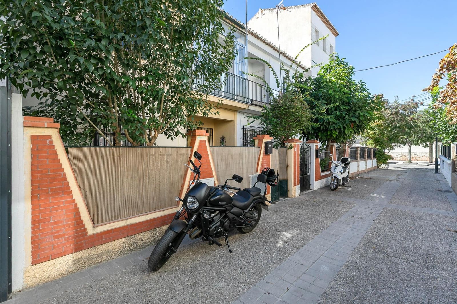 3 soveværelse Rækkehus til salg i Granada by - € 347.000 (Ref: 9353515)