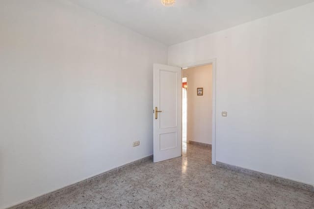 4 soverom Leilighet til salgs i Los Villares - € 105 000 (Ref: 9353520)