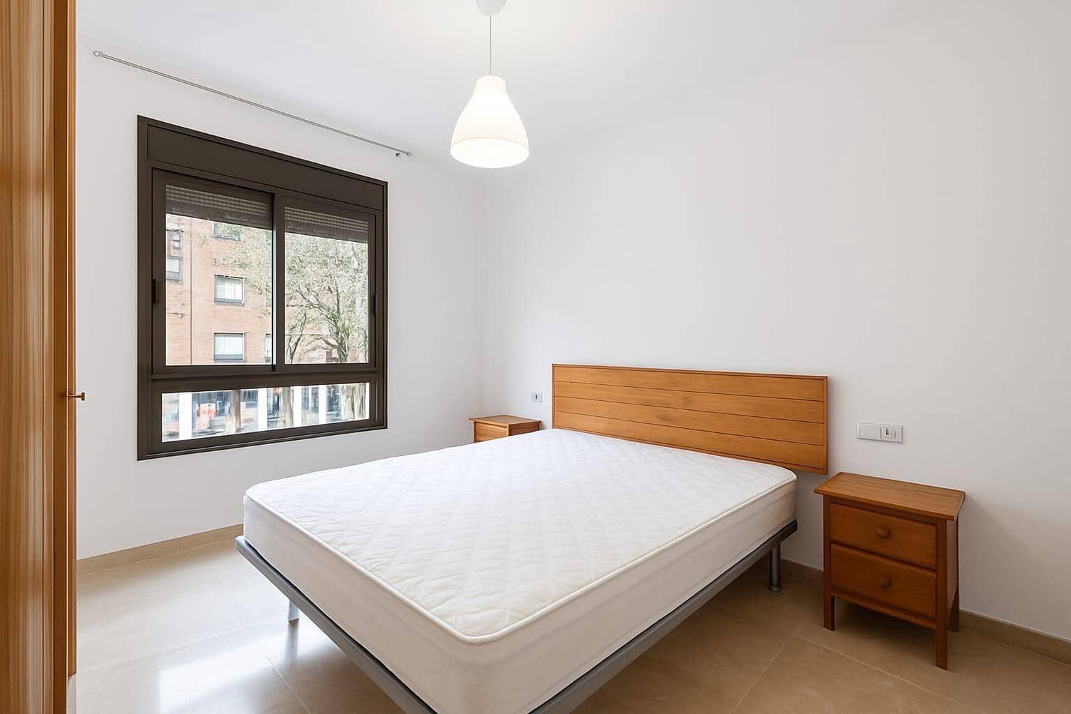 1 sypialnia Mieszkanie do wynajęcia w Miasto Grenada - 850 € (Ref: 9356100)