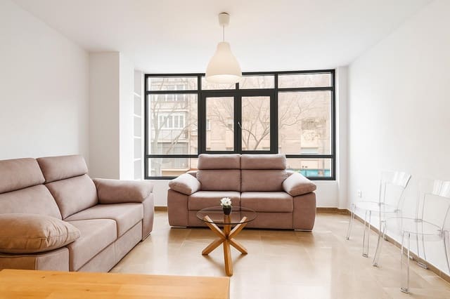 1 sypialnia Mieszkanie do wynajęcia w Miasto Grenada - 850 € (Ref: 9356100)