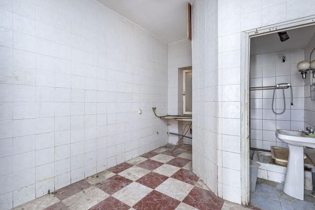 1 bedroom Apartment for sale in Carretera de la Sierra, Granada city - € 98,000 (Ref: 9356102)