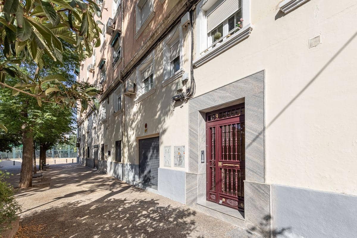 1 chambre Appartement à vendre à Grenade ville - 98 000 € (Ref: 9356102)