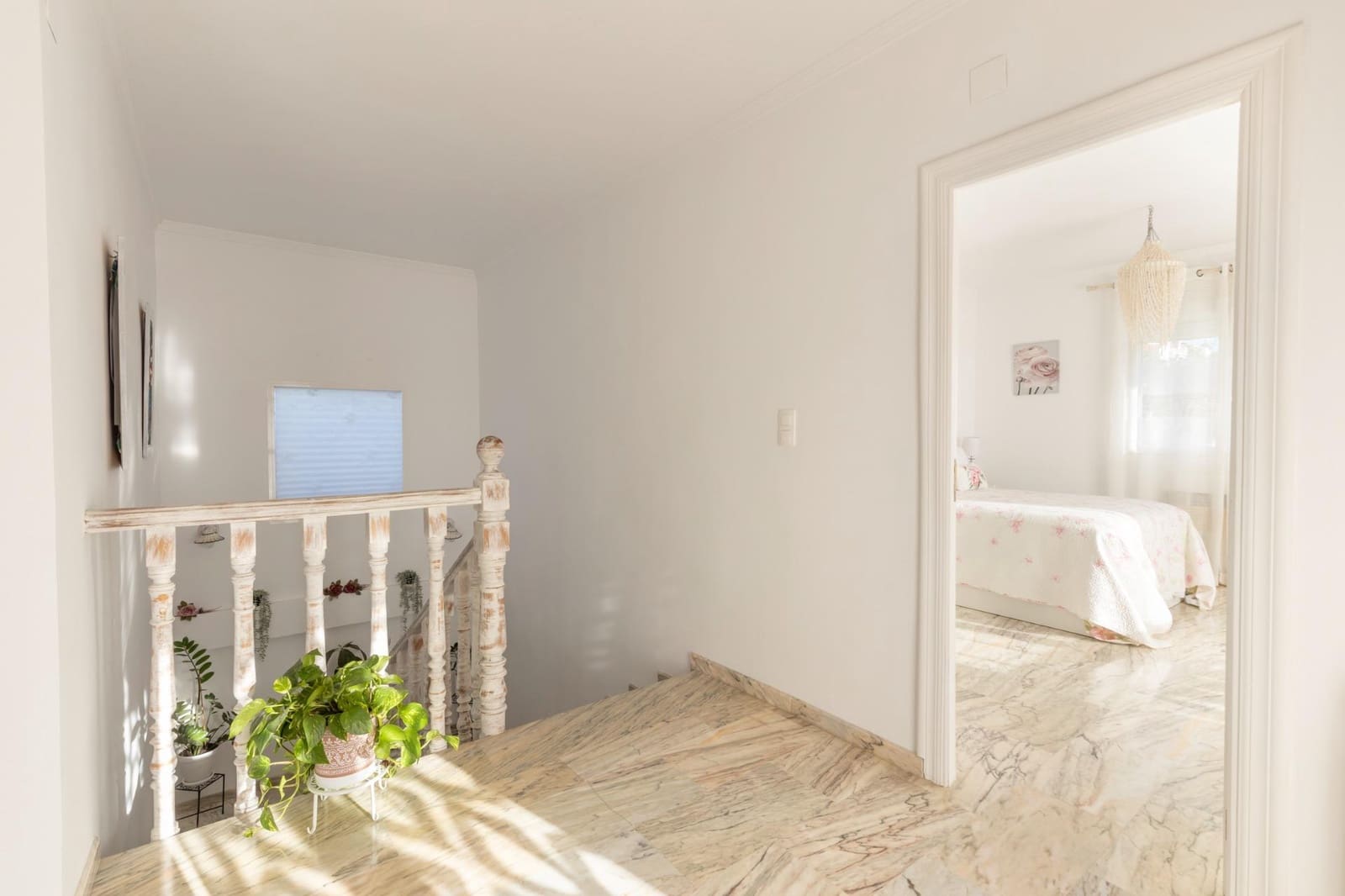 5 soveværelse Villa til salg i Gojar med swimmingpool garage - € 560.000 (Ref: 9356105)