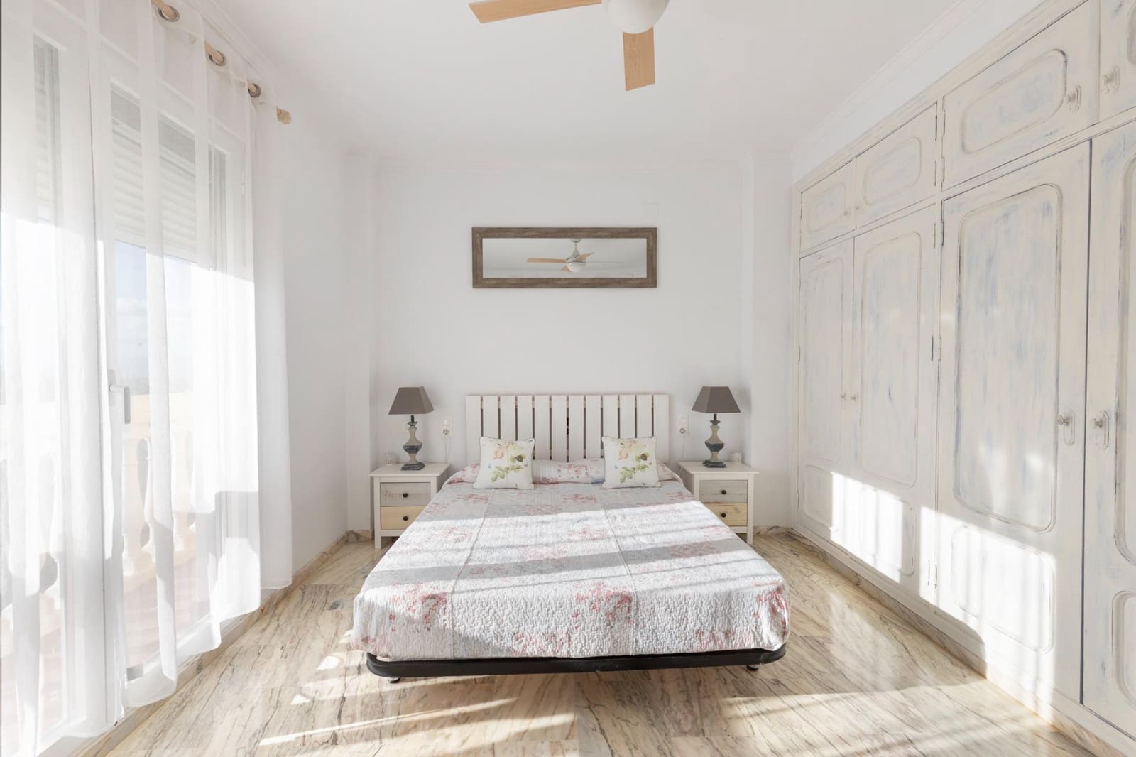 5 soveværelse Villa til salg i Gojar med swimmingpool garage - € 560.000 (Ref: 9356105)