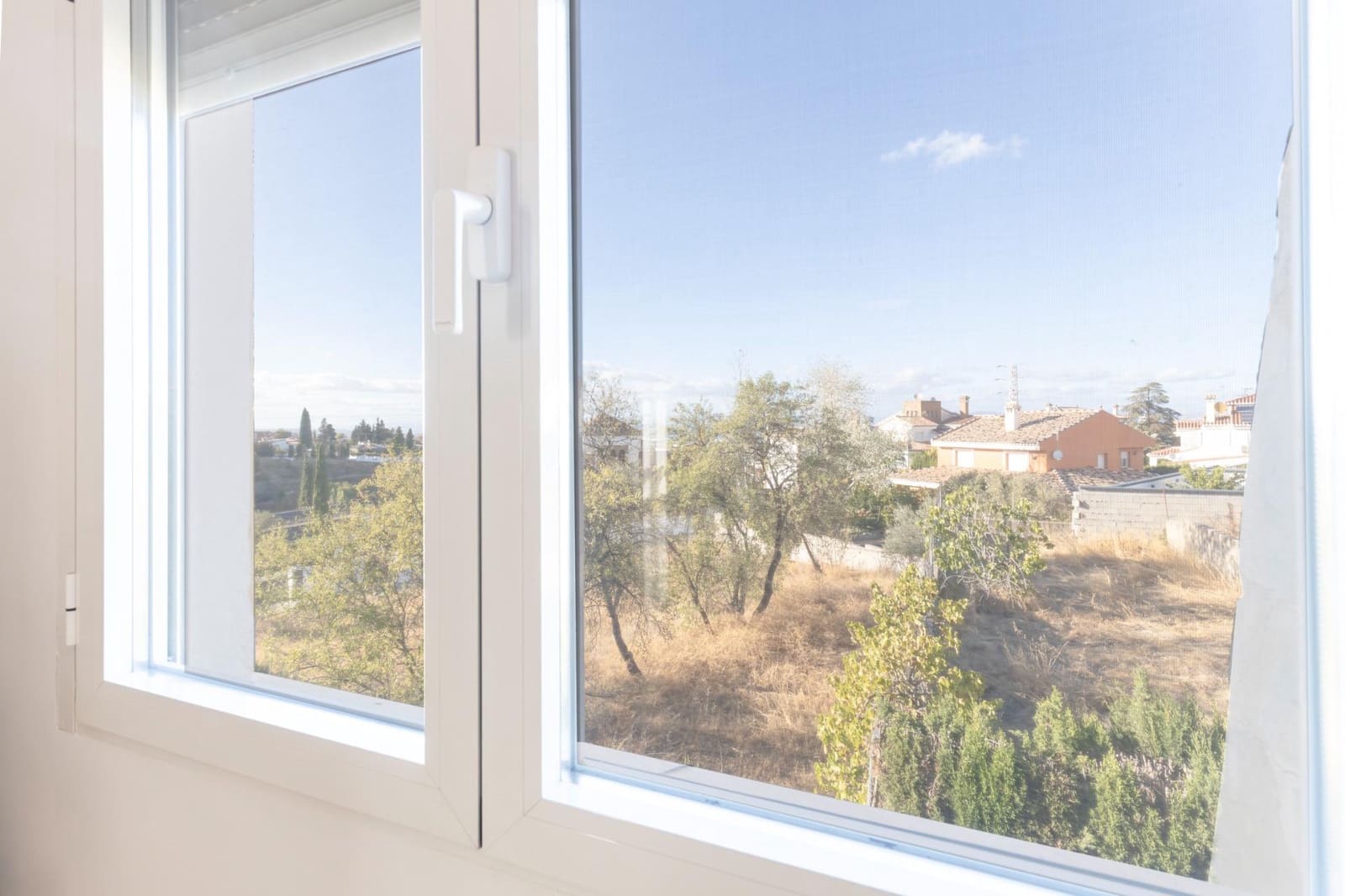 5 soveværelse Villa til salg i Gojar med swimmingpool garage - € 560.000 (Ref: 9356105)