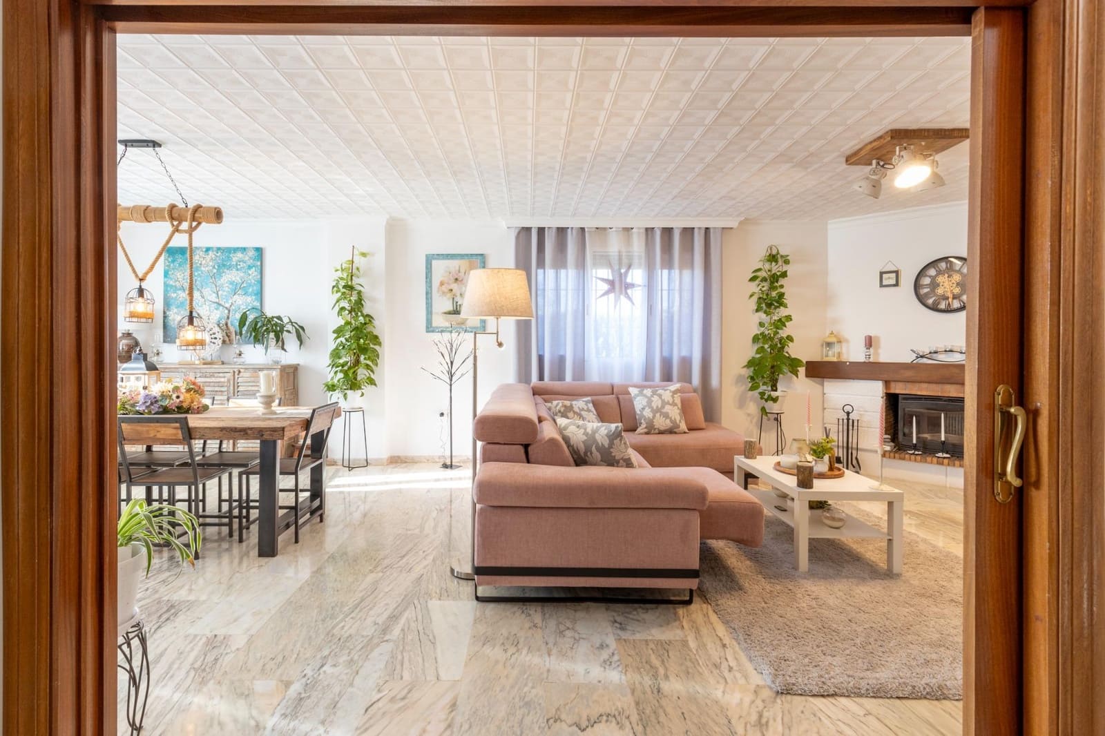 5 soveværelse Villa til salg i Gojar med swimmingpool garage - € 560.000 (Ref: 9356105)