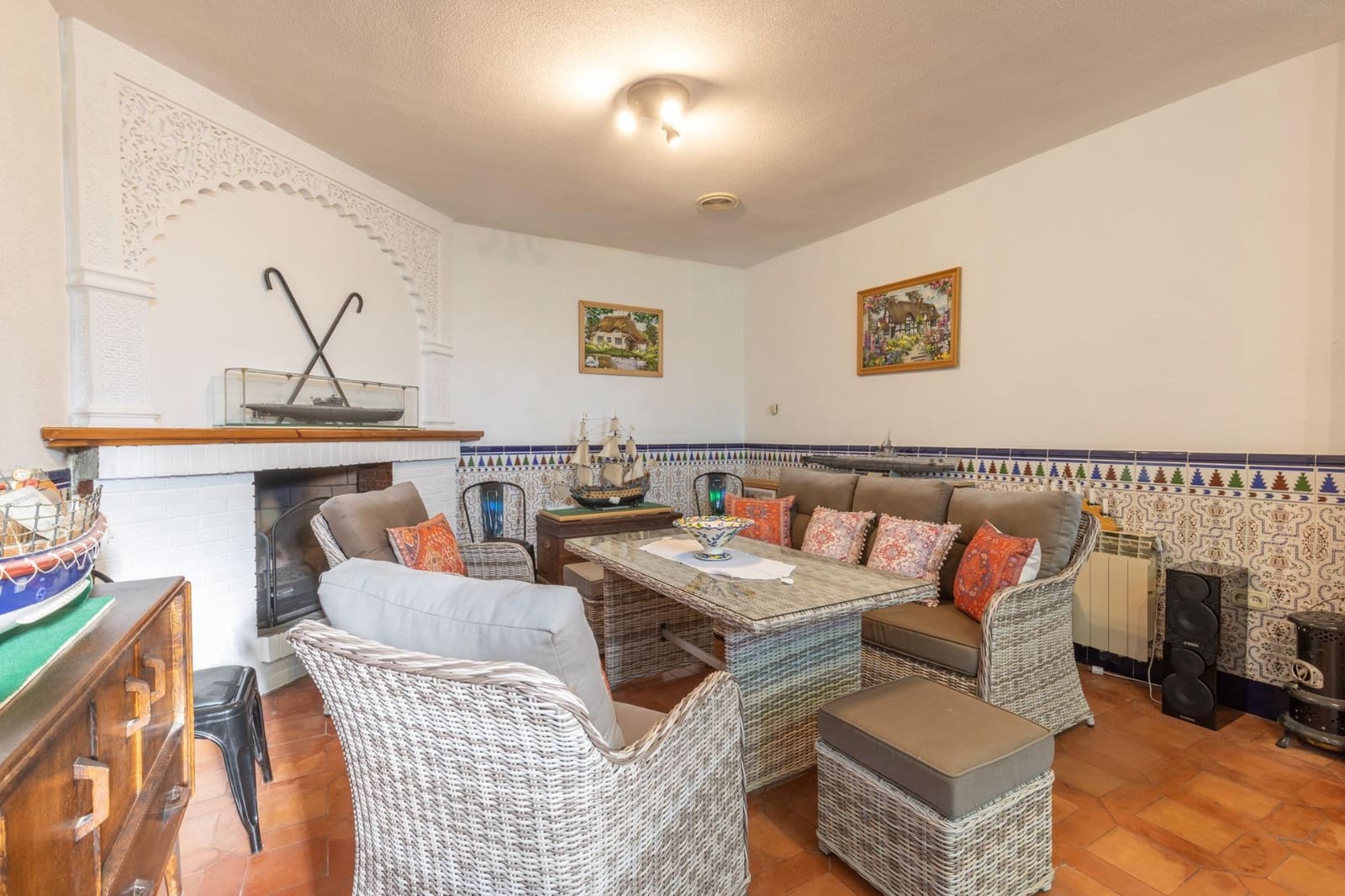 5 soveværelse Villa til salg i Gojar med swimmingpool garage - € 560.000 (Ref: 9356105)