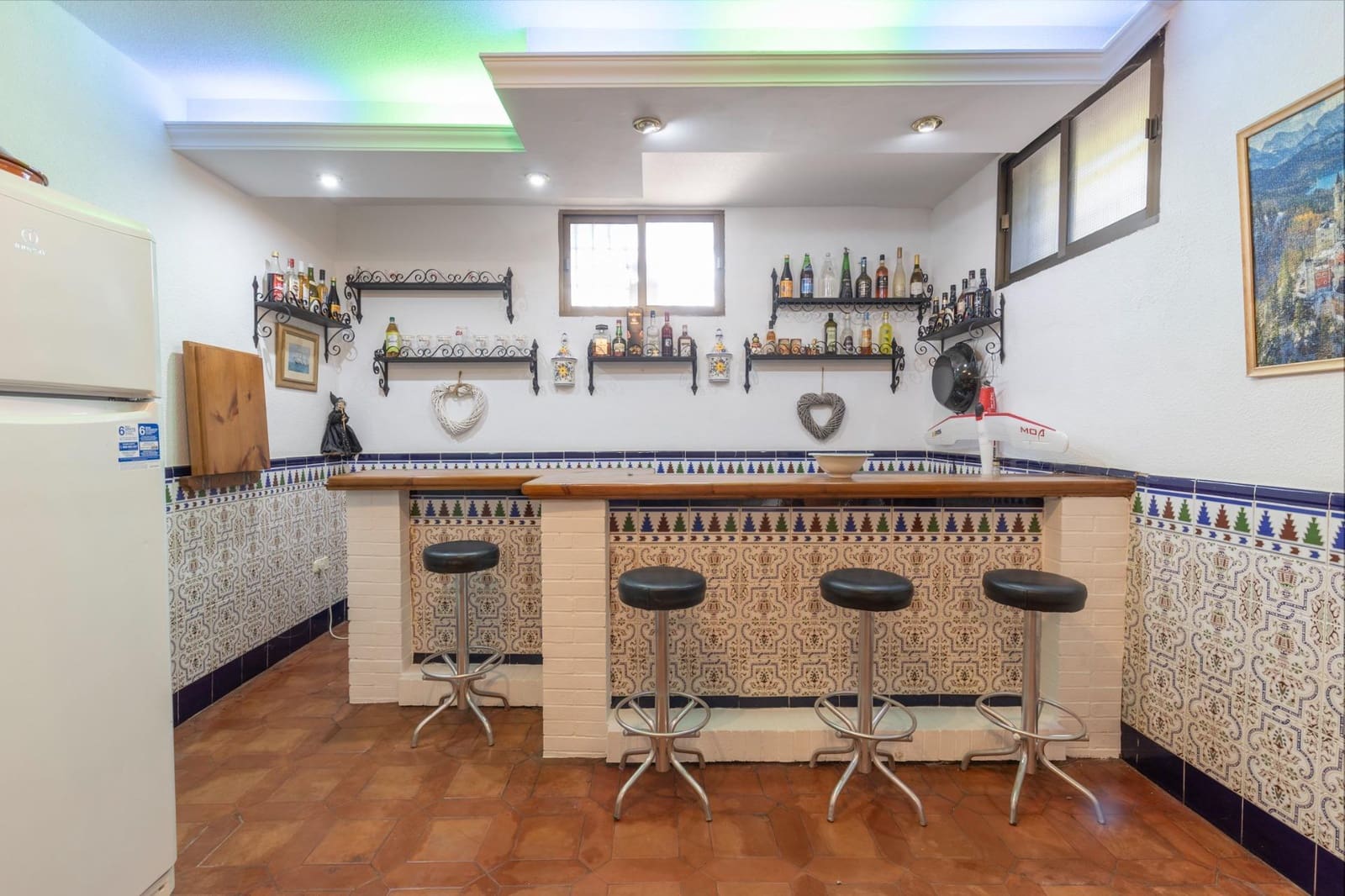 5 soveværelse Villa til salg i Gojar med swimmingpool garage - € 560.000 (Ref: 9356105)