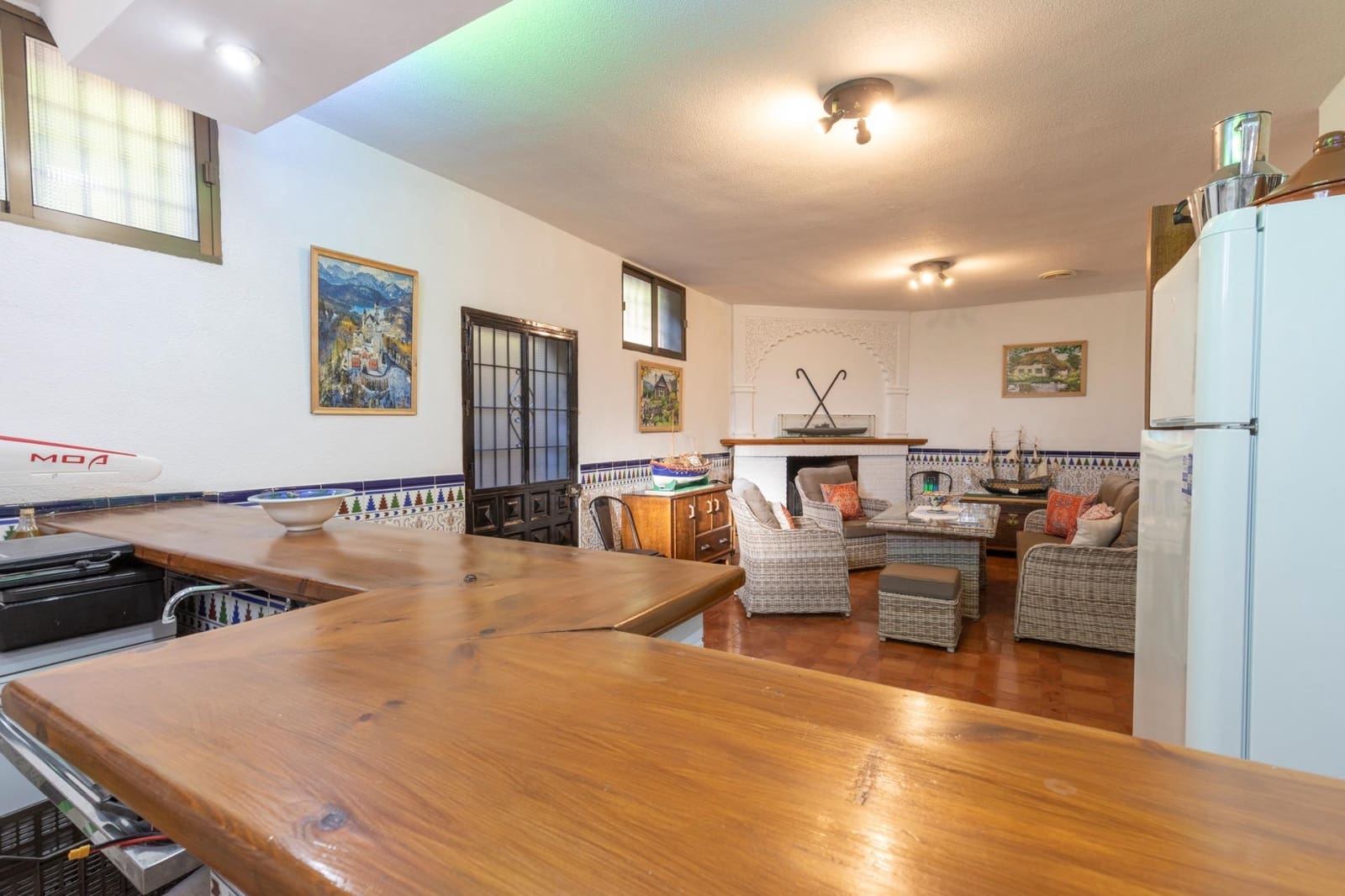 5 soveværelse Villa til salg i Gojar med swimmingpool garage - € 560.000 (Ref: 9356105)