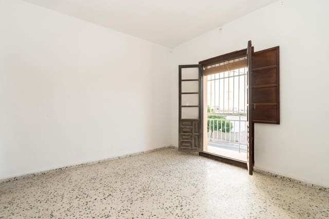 6 soveværelse Rækkehus til salg i Motril - € 155.000 (Ref: 9359475)