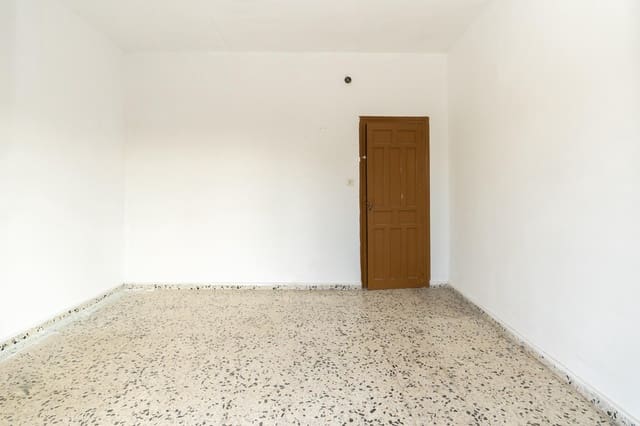 6 soveværelse Rækkehus til salg i Motril - € 155.000 (Ref: 9359475)