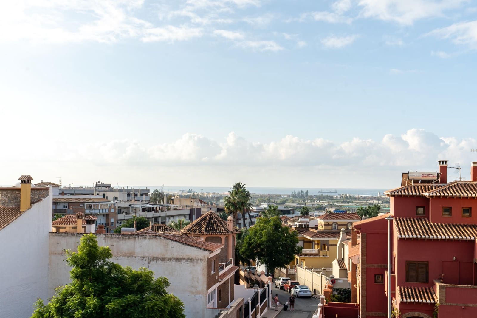 6 soveværelse Rækkehus til salg i Motril - € 155.000 (Ref: 9359475)